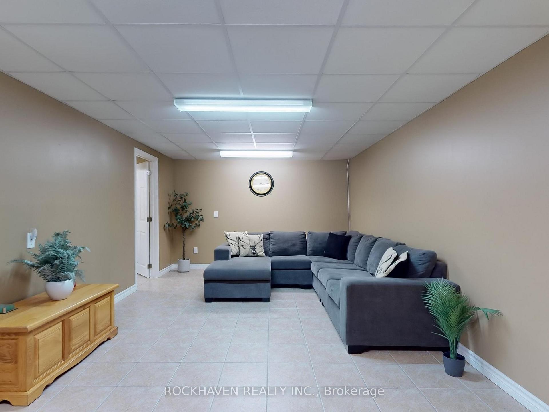Photo 23 of 11 Meadowland Gate, Brampton, Brampton East — HOMEH