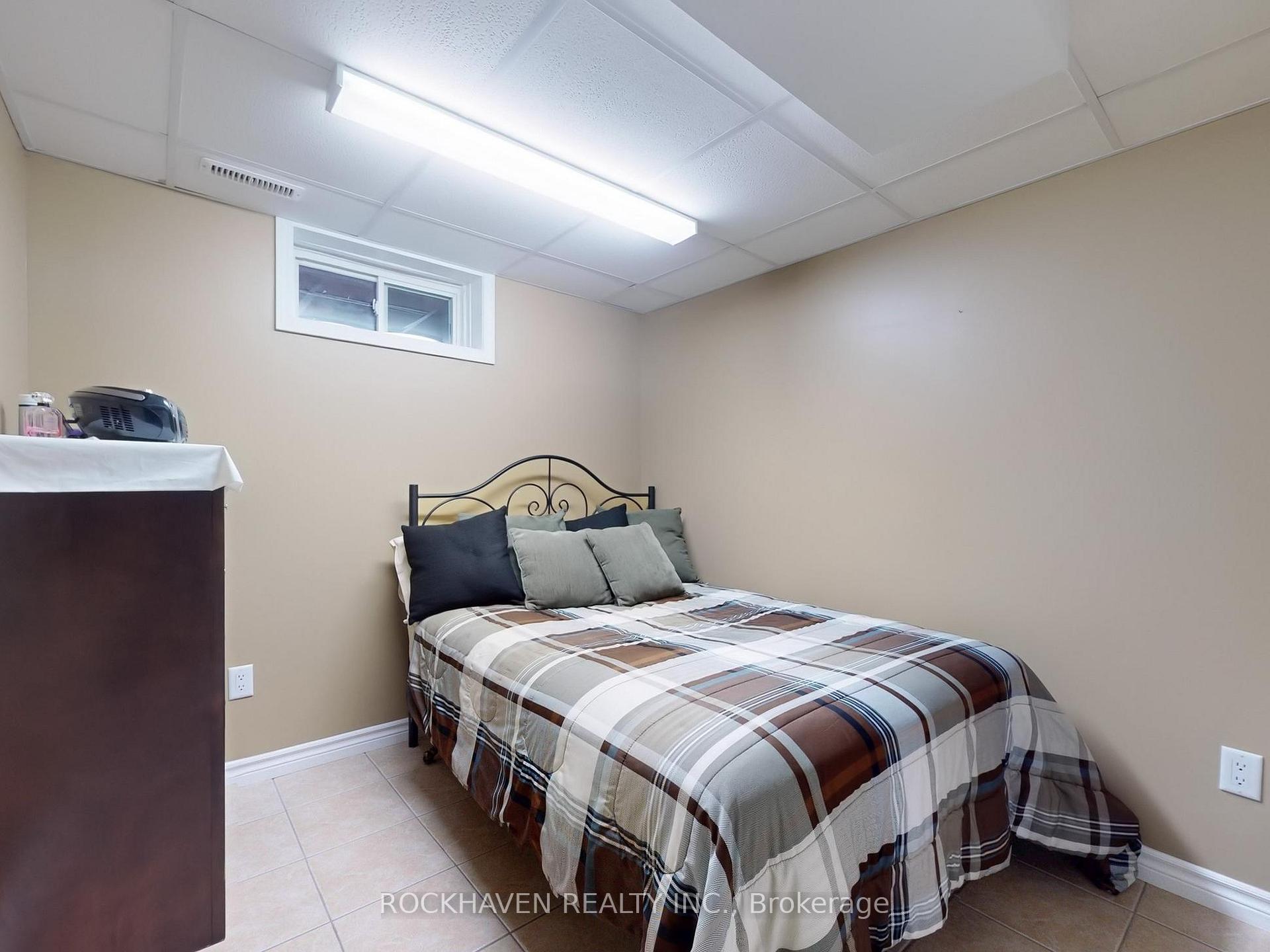 Photo 24 of 11 Meadowland Gate, Brampton, Brampton East — HOMEH