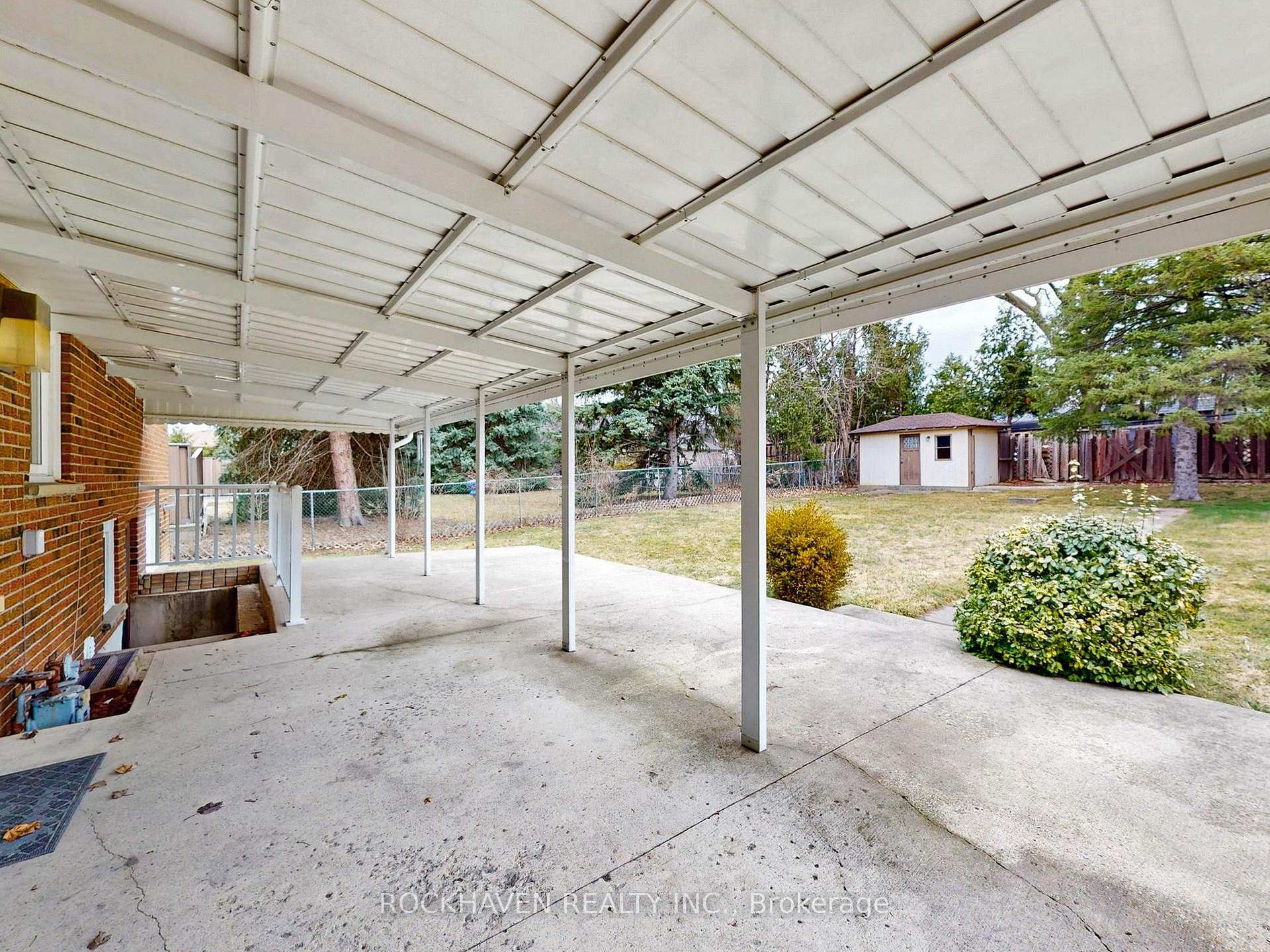 Photo 25 of 11 Meadowland Gate, Brampton, Brampton East — HOMEH