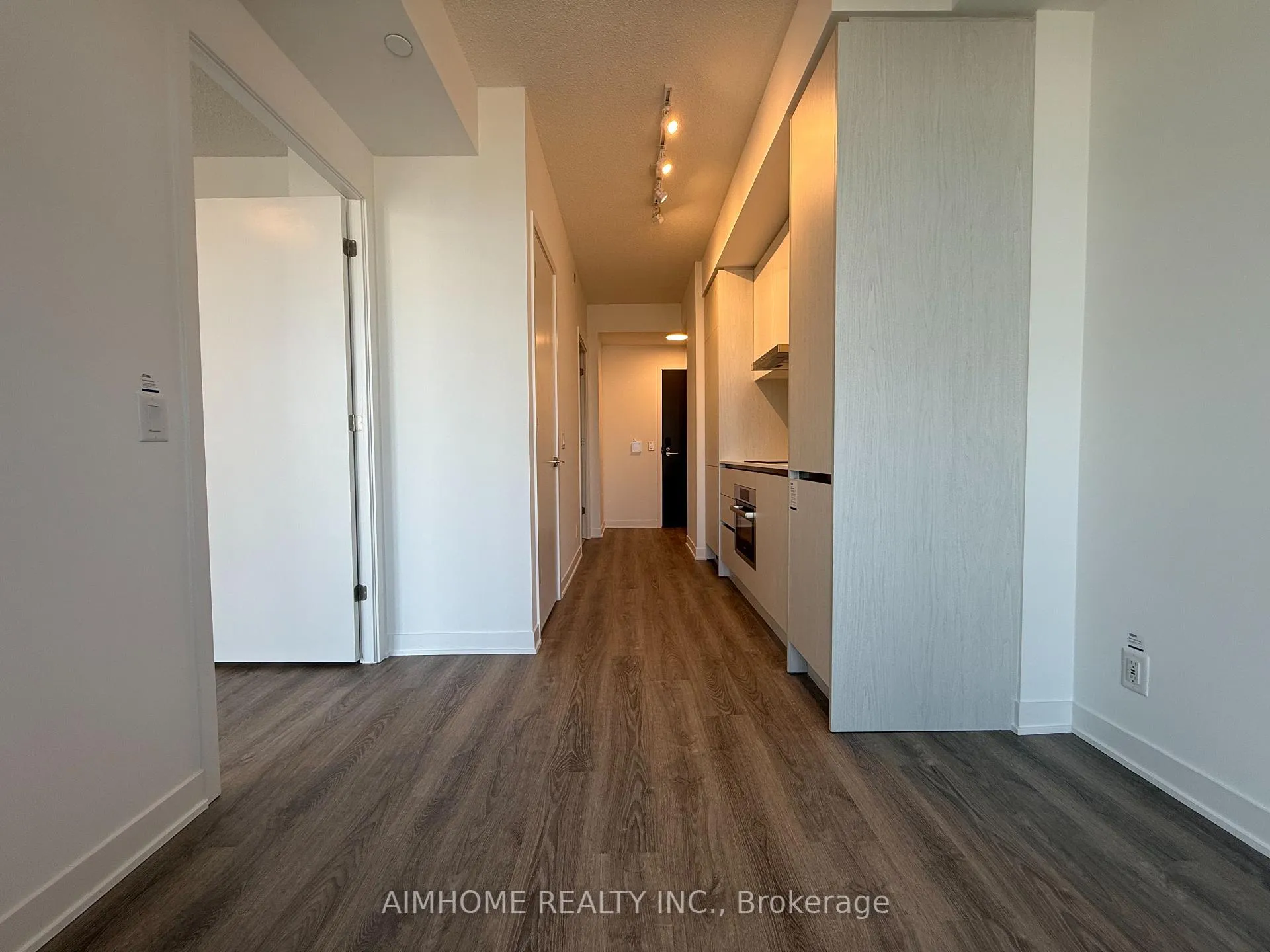 Photo 2 of Unit 3502, 180 Front Street E, Toronto, Moss Park — HOMEH