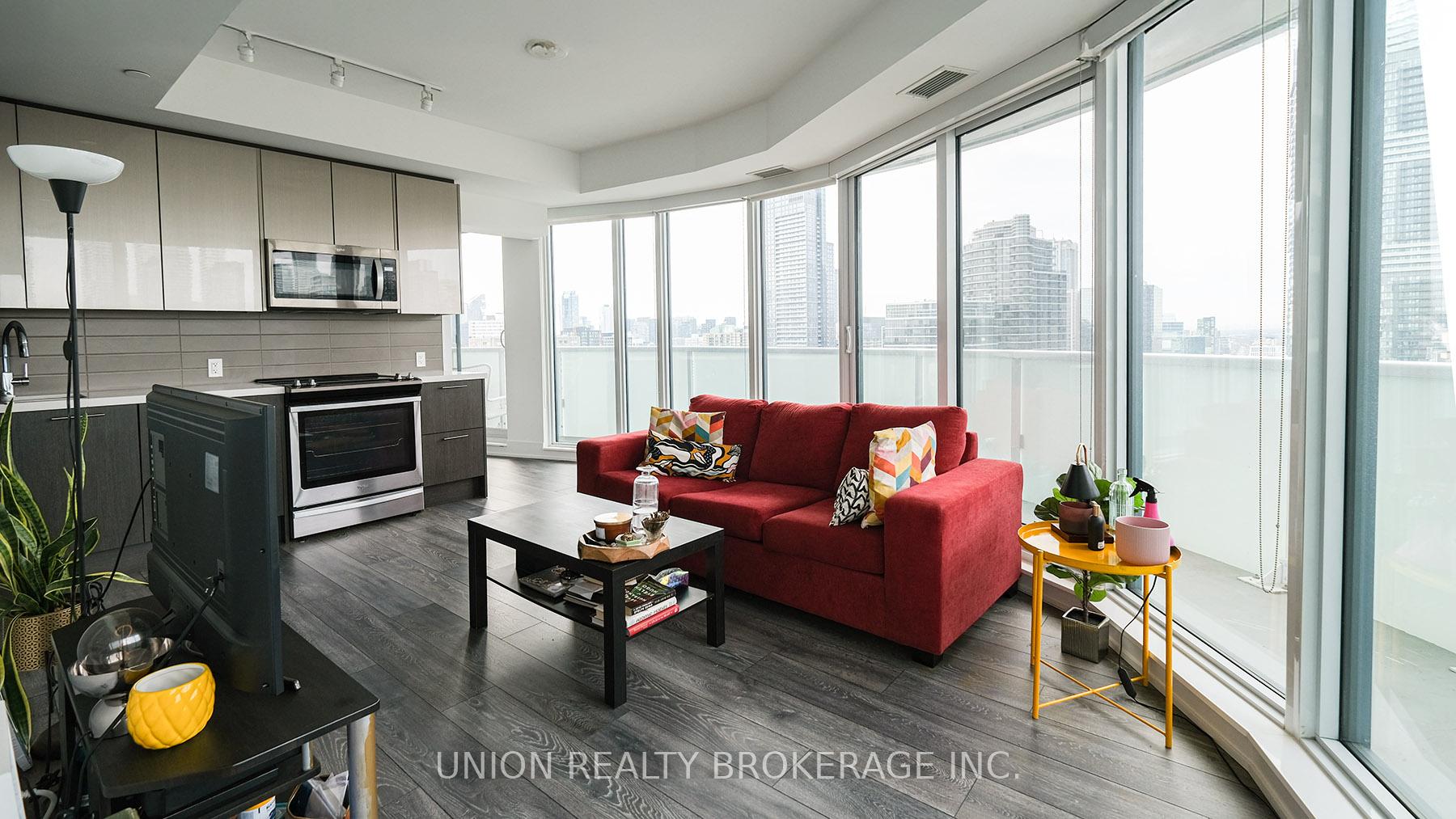 Front of Unit 2905, 403 Church Street