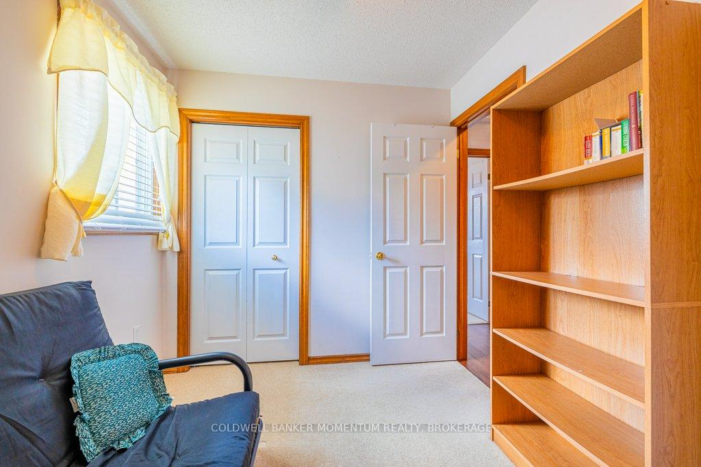 Photo 24 of 36 Windsor Drive, Brant, South Dumfries — HOMEH