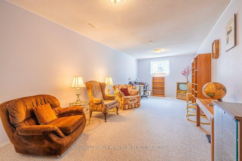 Photo 36 of 36 Windsor Drive, Brant, South Dumfries — HOMEH