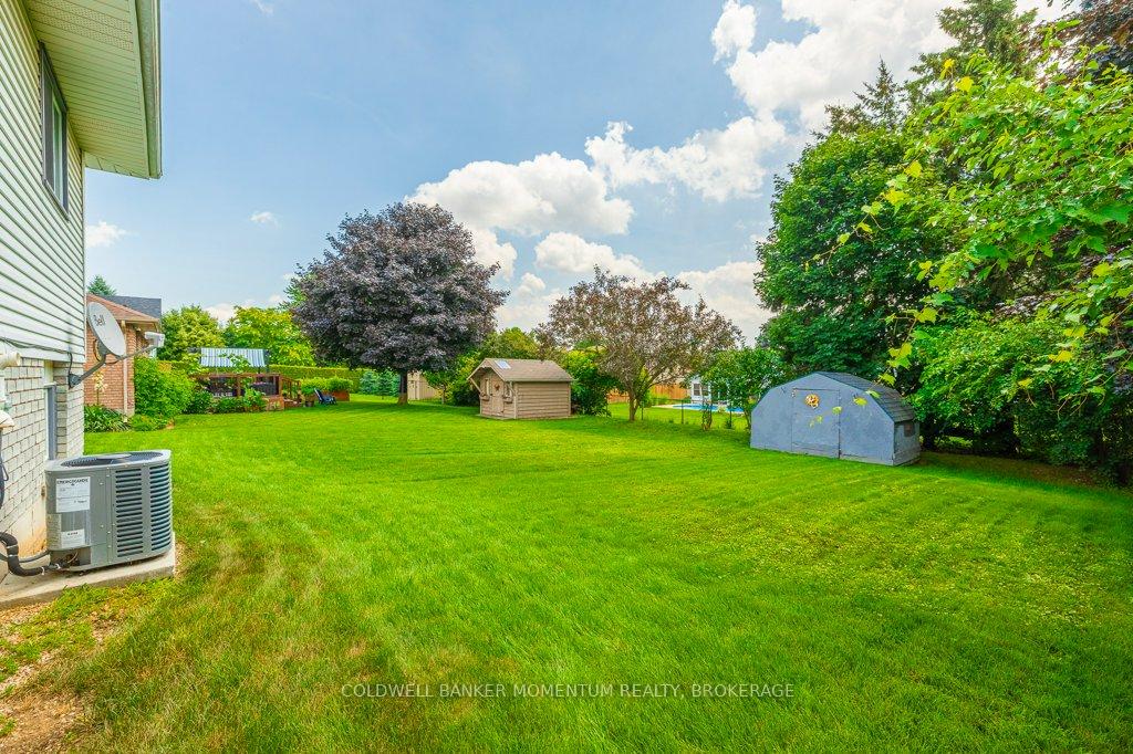 Photo 45 of 36 Windsor Drive, Brant, South Dumfries — HOMEH