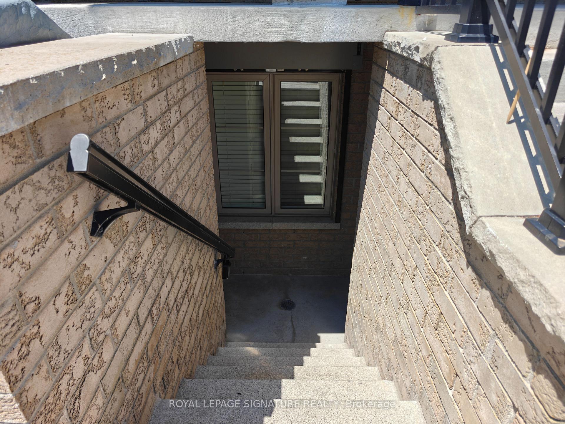 Photo 4 of Unit 17, 6063 Kingston Road, Scarborough, Centennial Scarborough — HOMEH