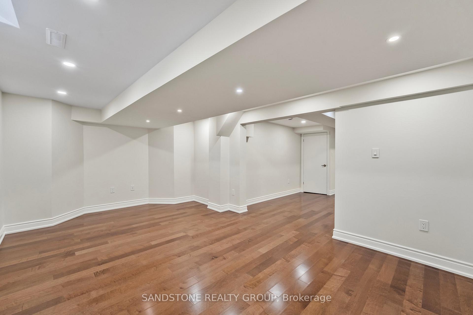 Photo 39 of 21 Firman Drive, Barrie, Painswick North — HOMEH