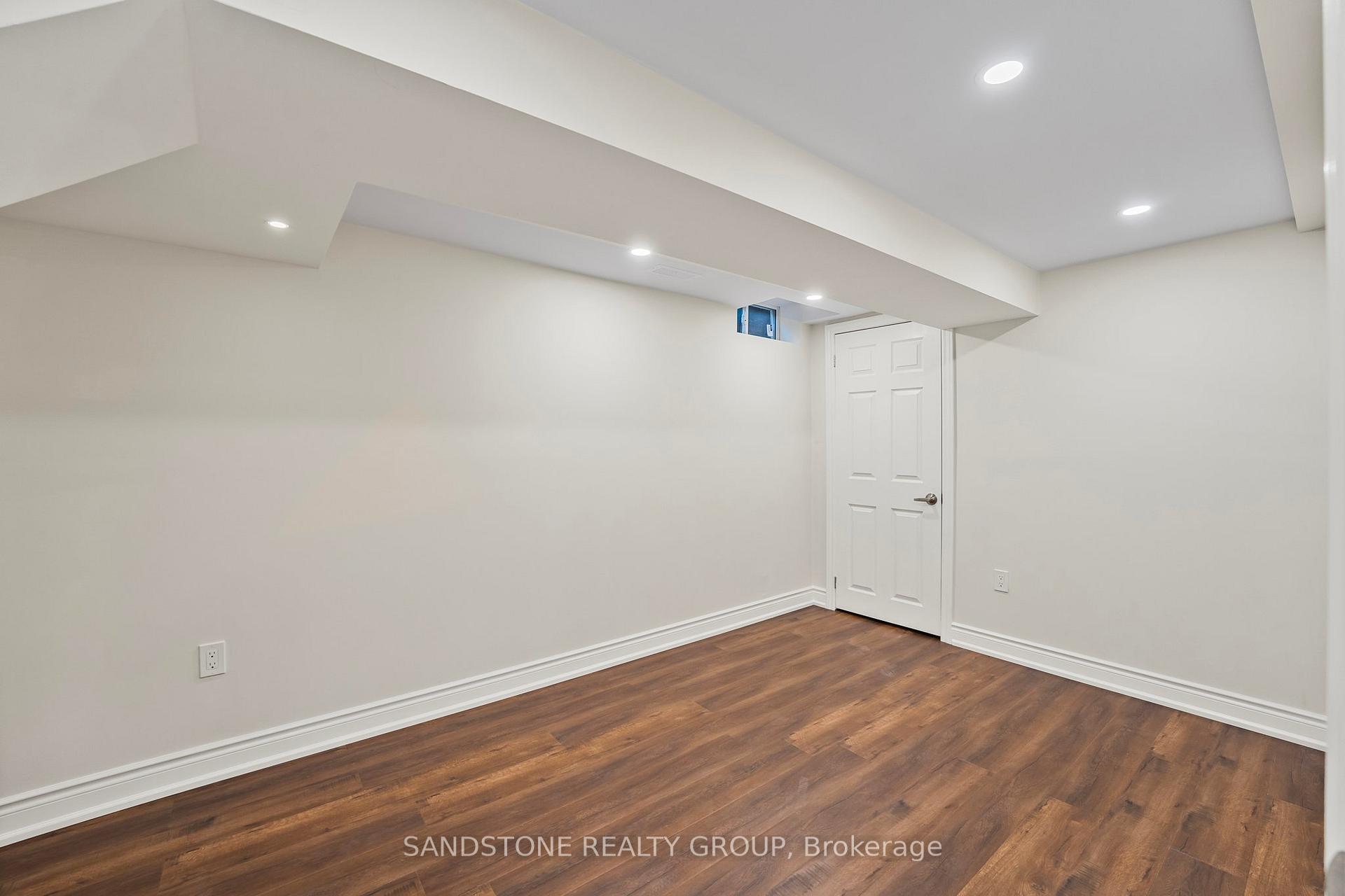 Photo 42 of 21 Firman Drive, Barrie, Painswick North — HOMEH