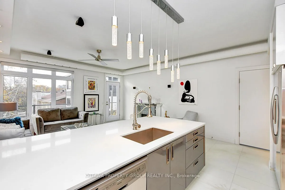 Photo 6 of Unit C, 10 Chestnut Street, Ottawa, Ottawa East — HOMEH