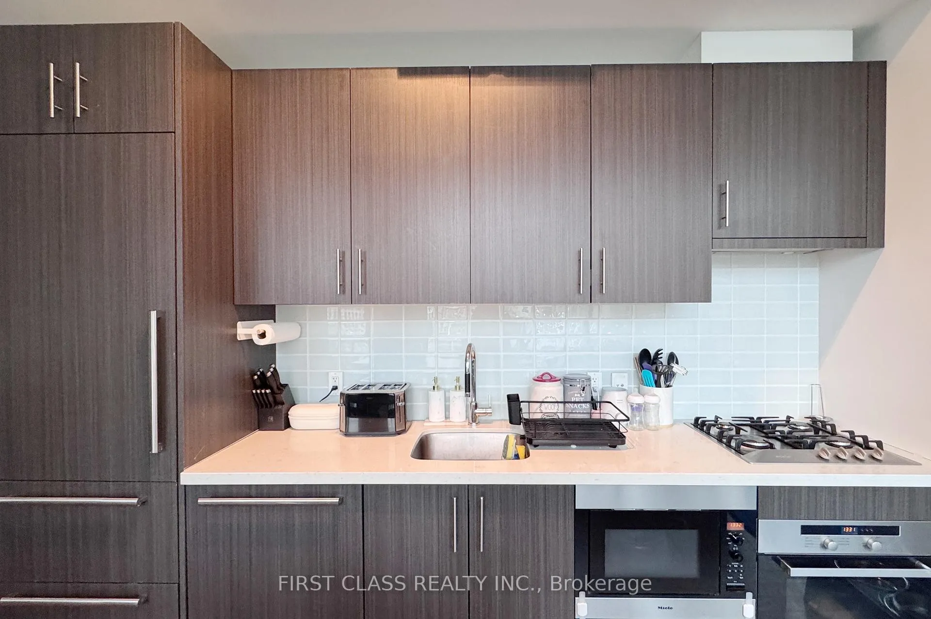 Photo 4 of Unit 403, 39 Queens Quay, Toronto, Waterfront Communities — HOMEH