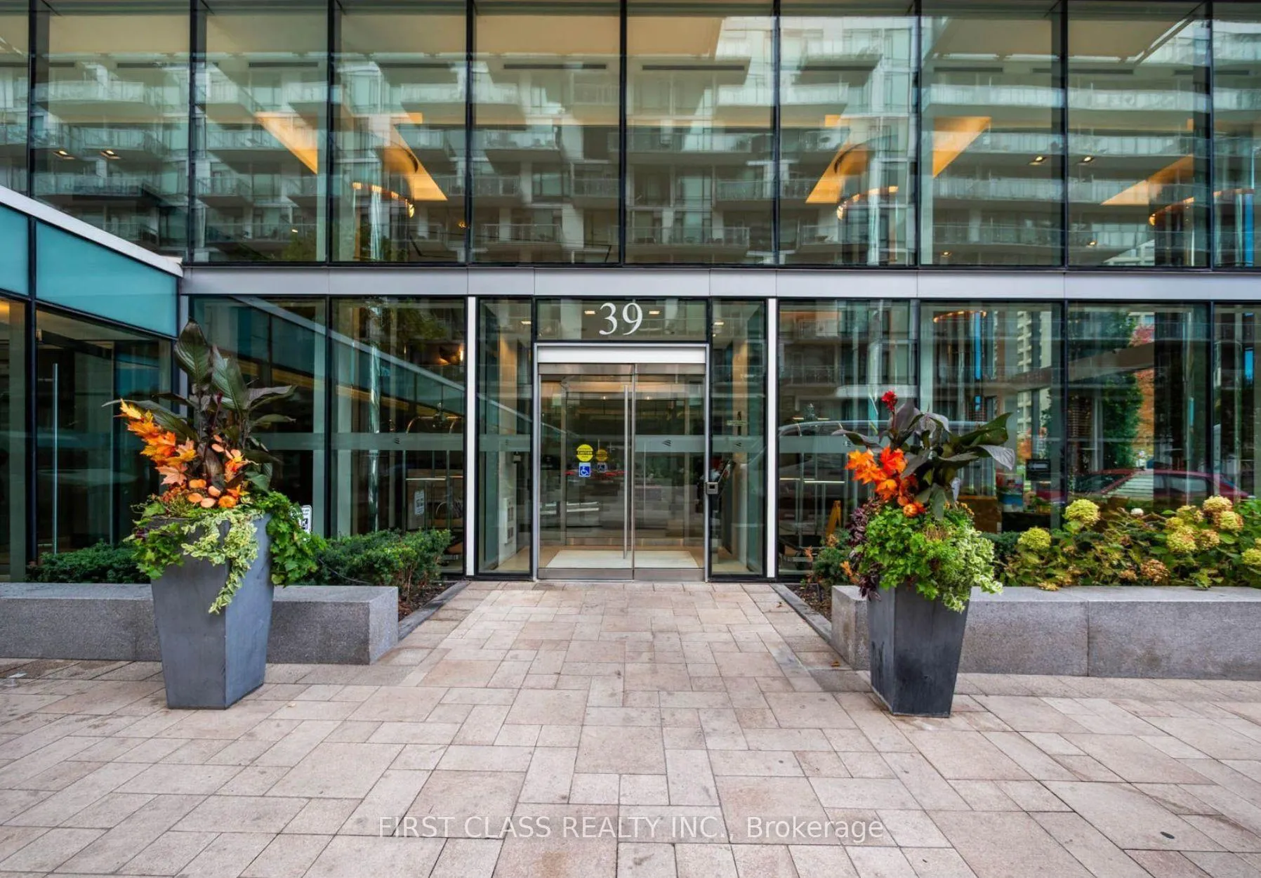 Photo 12 of Unit 403, 39 Queens Quay, Toronto, Waterfront Communities — HOMEH