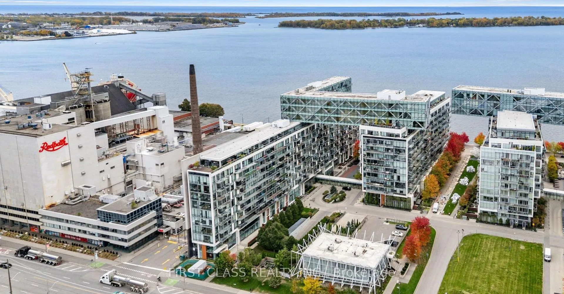 Photo 13 of Unit 403, 39 Queens Quay, Toronto, Waterfront Communities — HOMEH