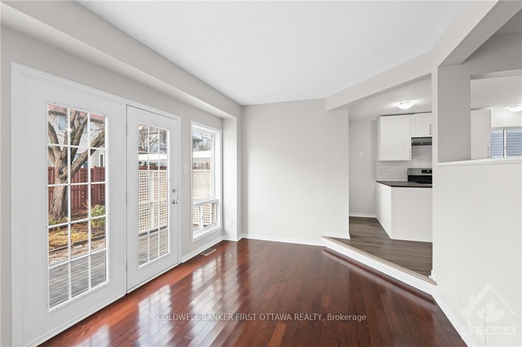 Photo 11 of 104 Bloomingdale Street, Ottawa, Central Park — HOMEH