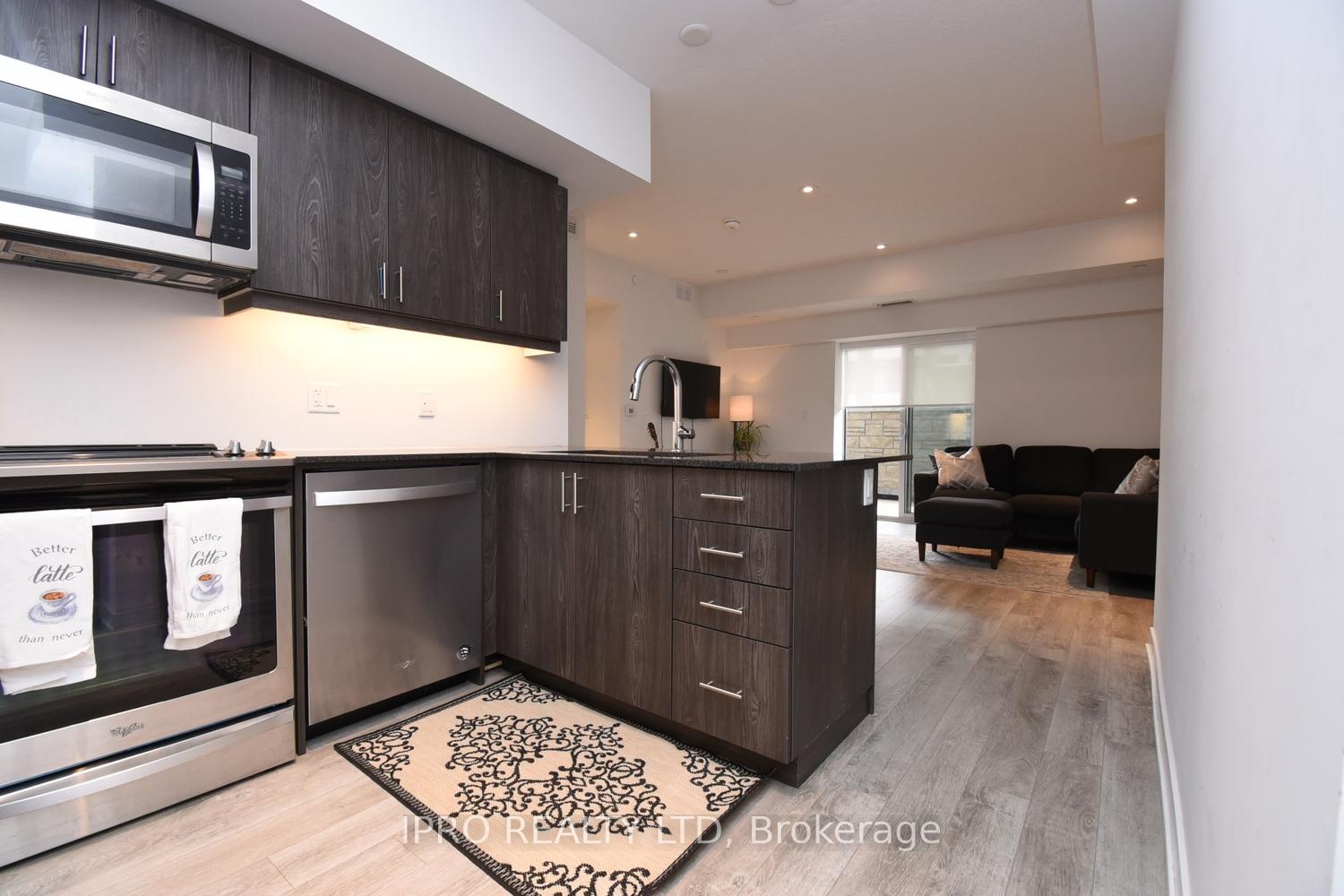 Photo 4 of Unit 111, 16 markle Crescent, Hamilton, Ancaster — HOMEH