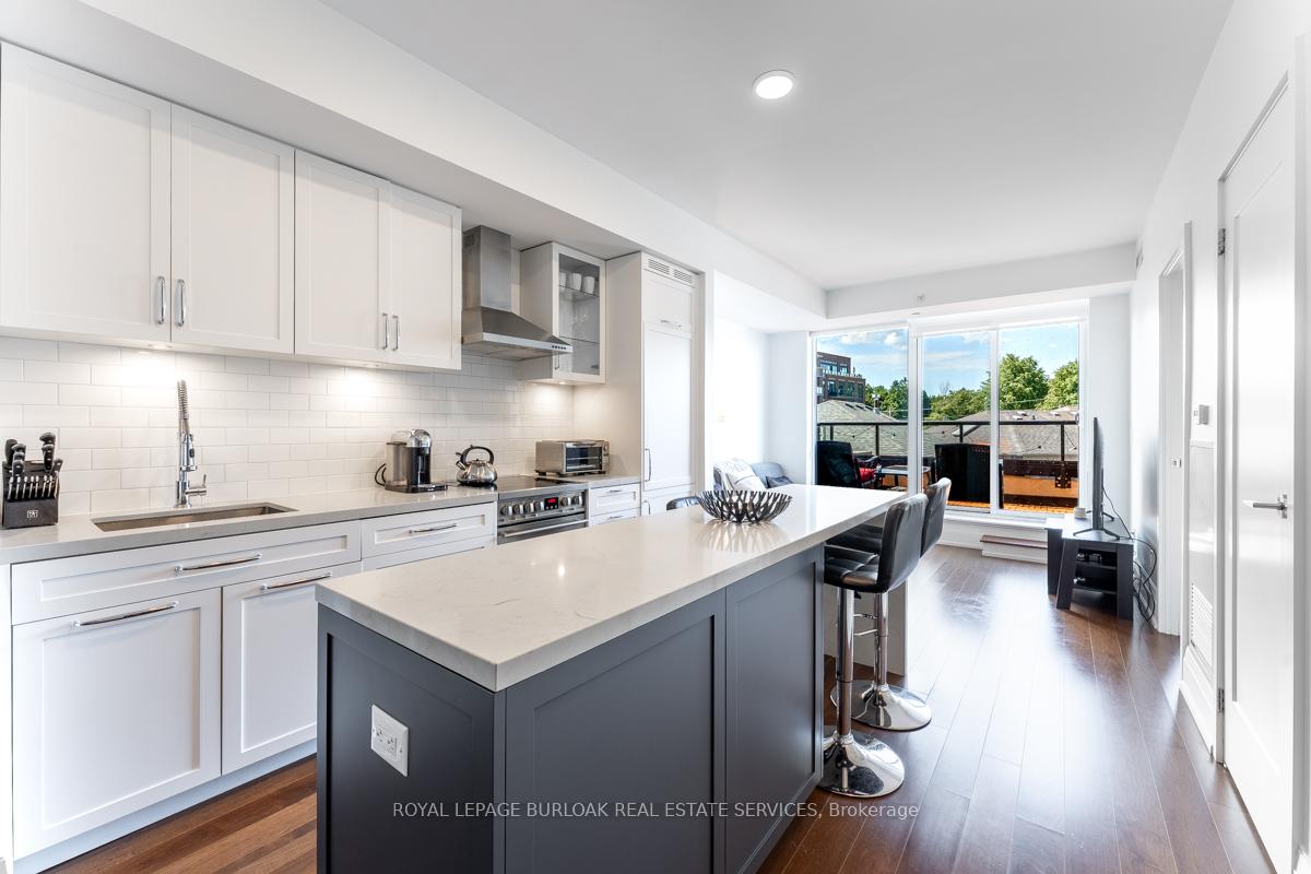 Photo 5 of Unit 410, 25 Malcolm Road, Toronto, Leaside — HOMEH