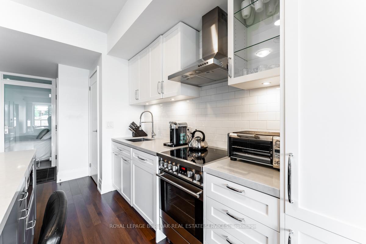 Photo 8 of Unit 410, 25 Malcolm Road, Toronto, Leaside — HOMEH