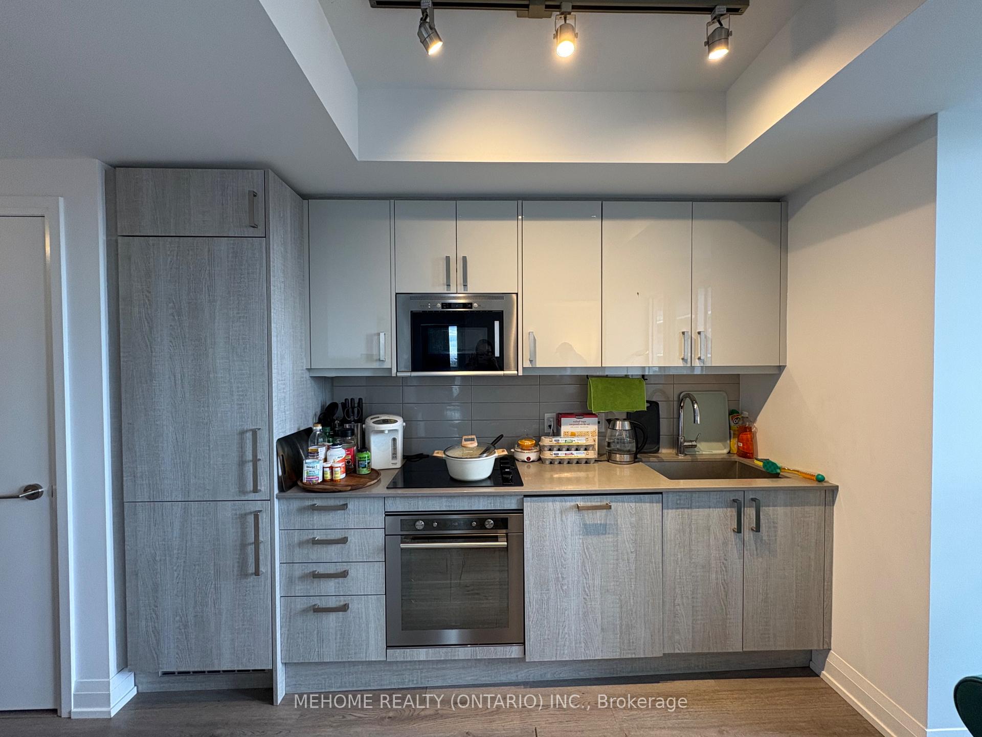 Photo 4 of Unit 3609, 77 Mutual Street, Toronto, Church-Yonge Corridor — HOMEH