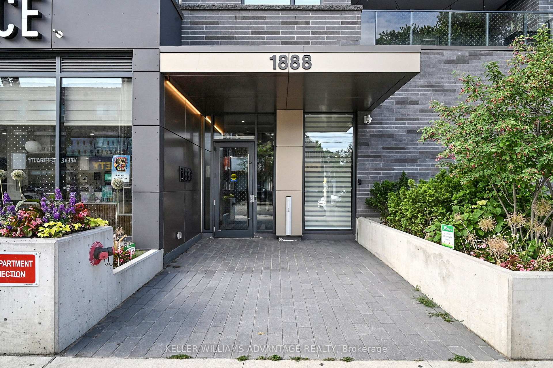 Photo 2 of Unit 603, 1888 Queen Street E, Toronto, The Beaches — HOMEH