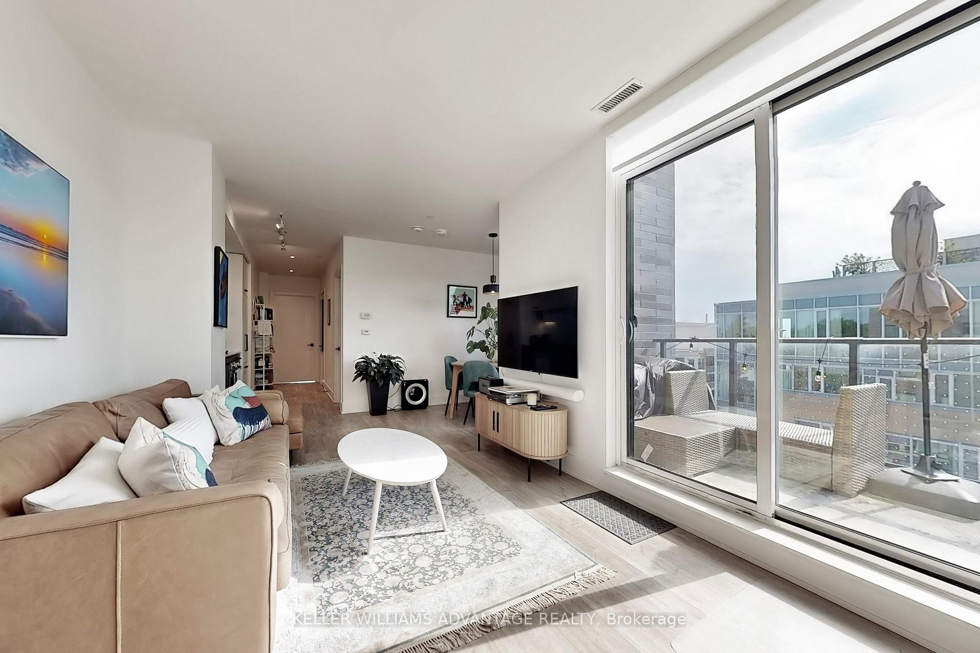 Photo 6 of Unit 603, 1888 Queen Street E, Toronto, The Beaches — HOMEH