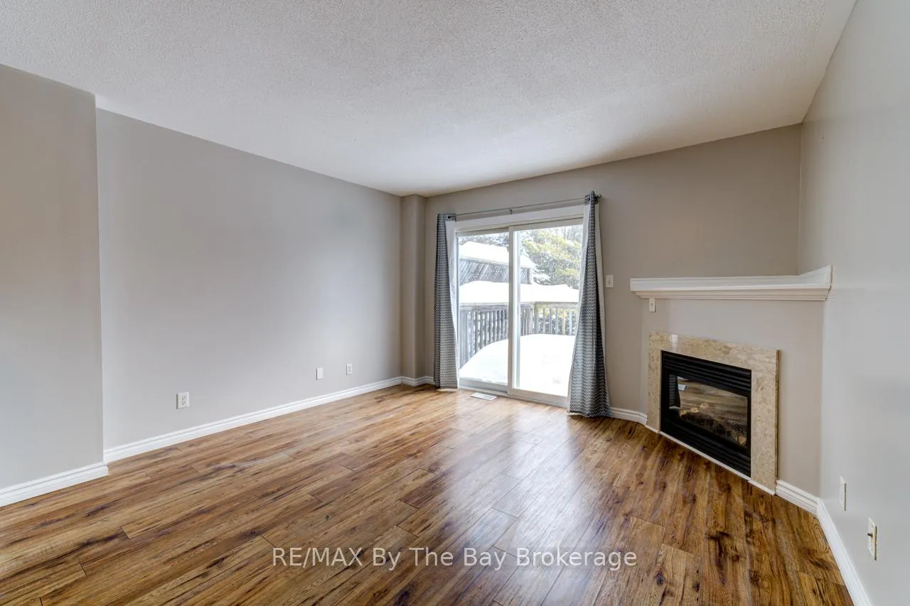 Photo 20 of 7 Royalton Lane, Collingwood — HOMEH