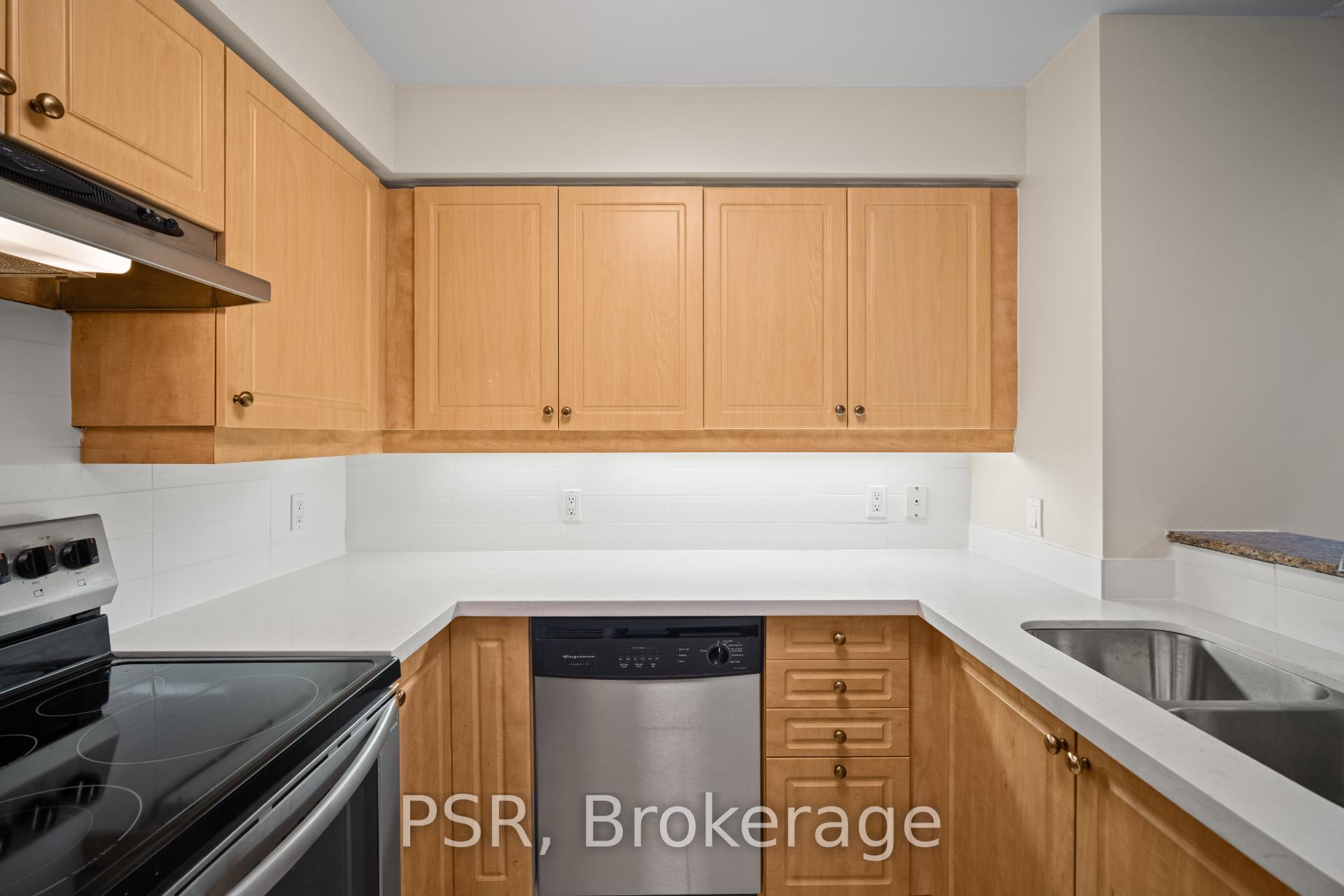 Photo 6 of Unit 409, 515 Rosewell Avenue, Toronto, Lawrence Park South — HOMEH
