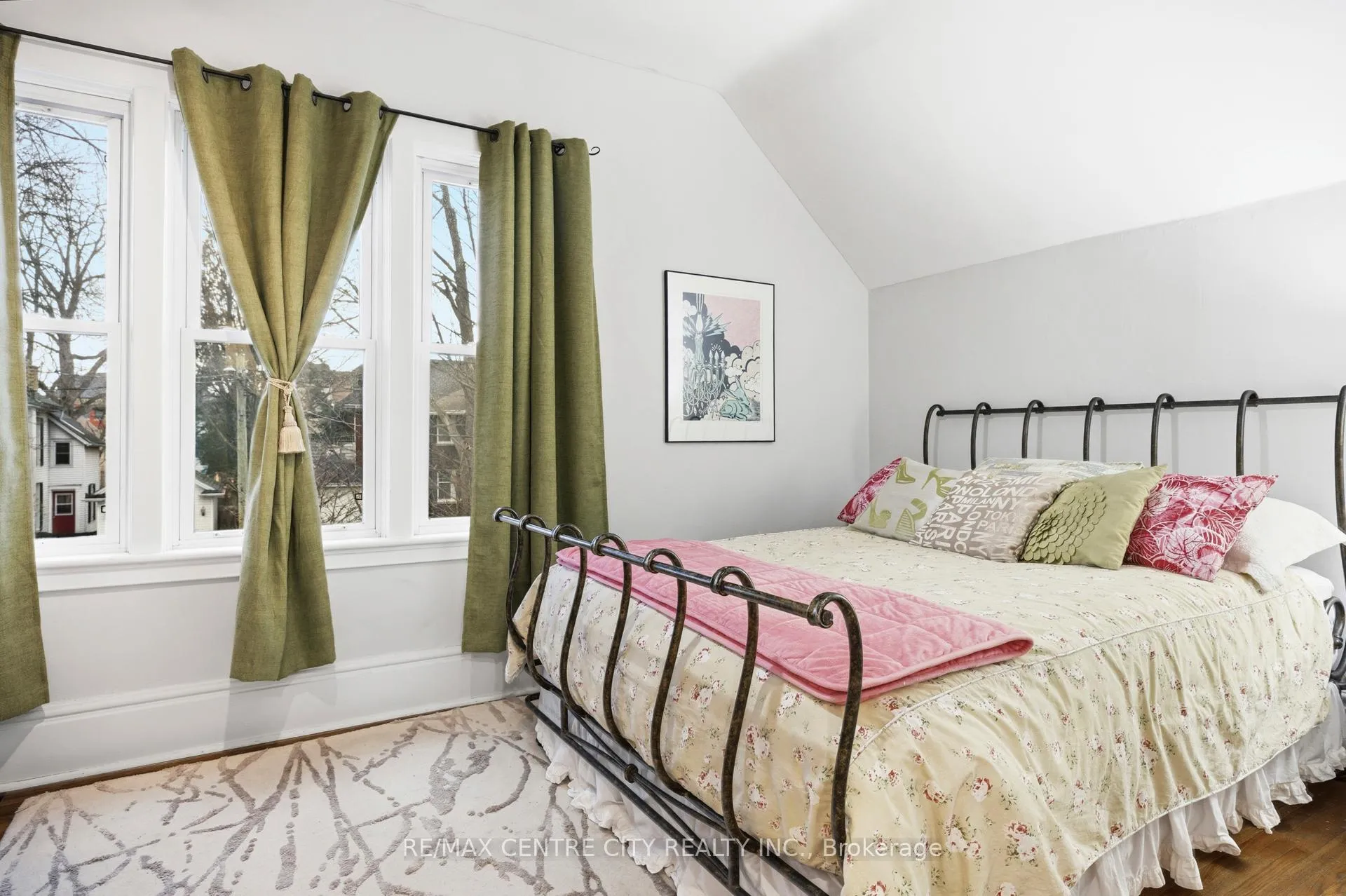 Photo 23 of 12 Rosebery Place, St. Thomas — HOMEH