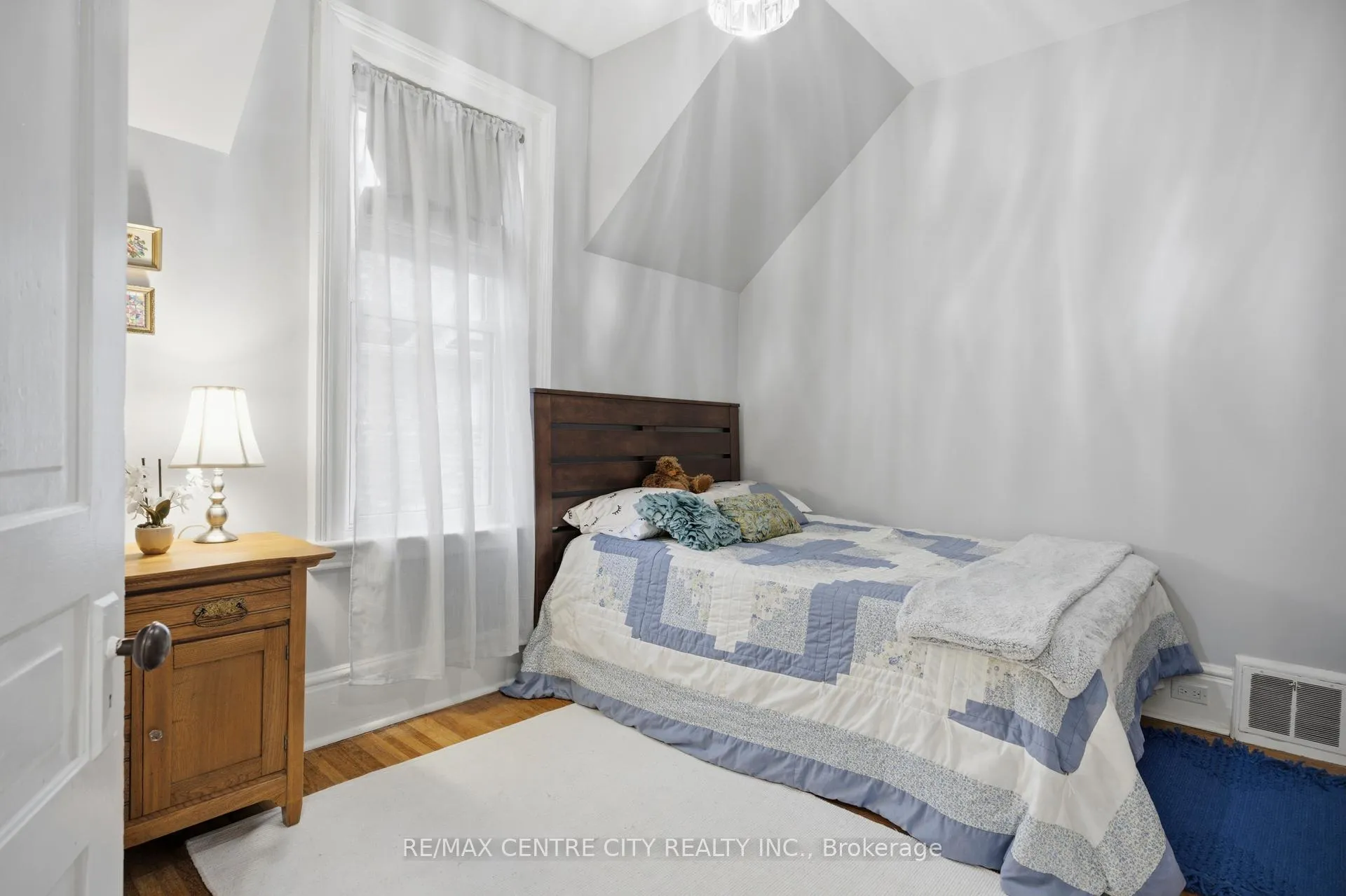 Photo 24 of 12 Rosebery Place, St. Thomas — HOMEH