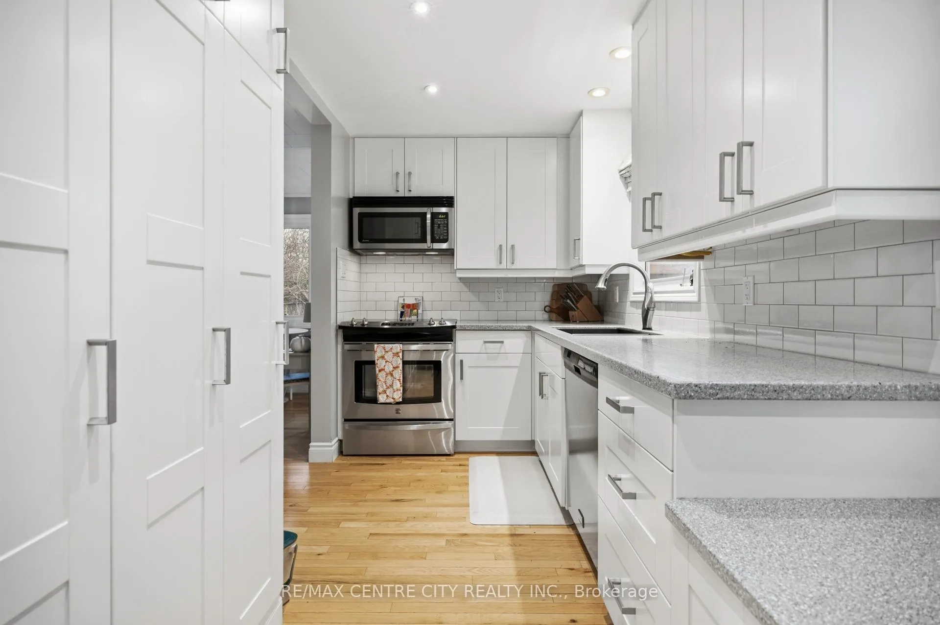 Photo 31 of 12 Rosebery Place, St. Thomas — HOMEH