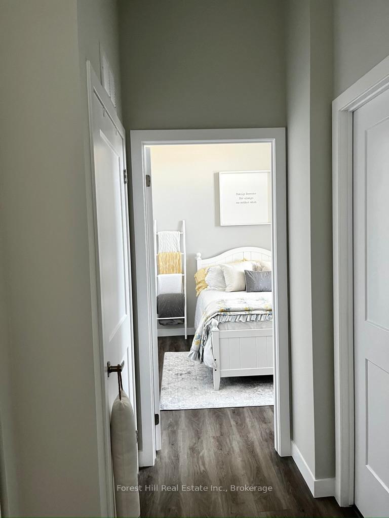 Photo 5 of Unit 402, 15 Queen Street S, Hamilton, Central — HOMEH