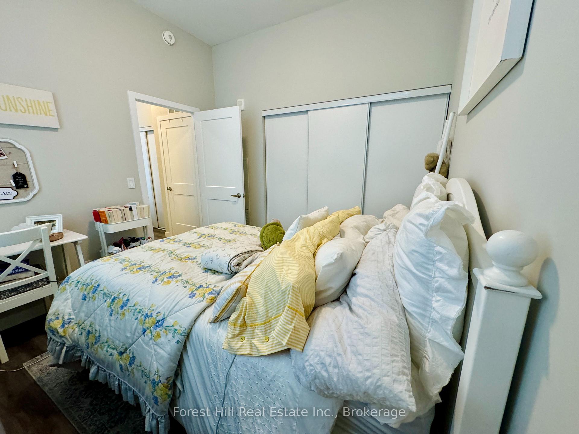 Photo 8 of Unit 402, 15 Queen Street S, Hamilton, Central — HOMEH