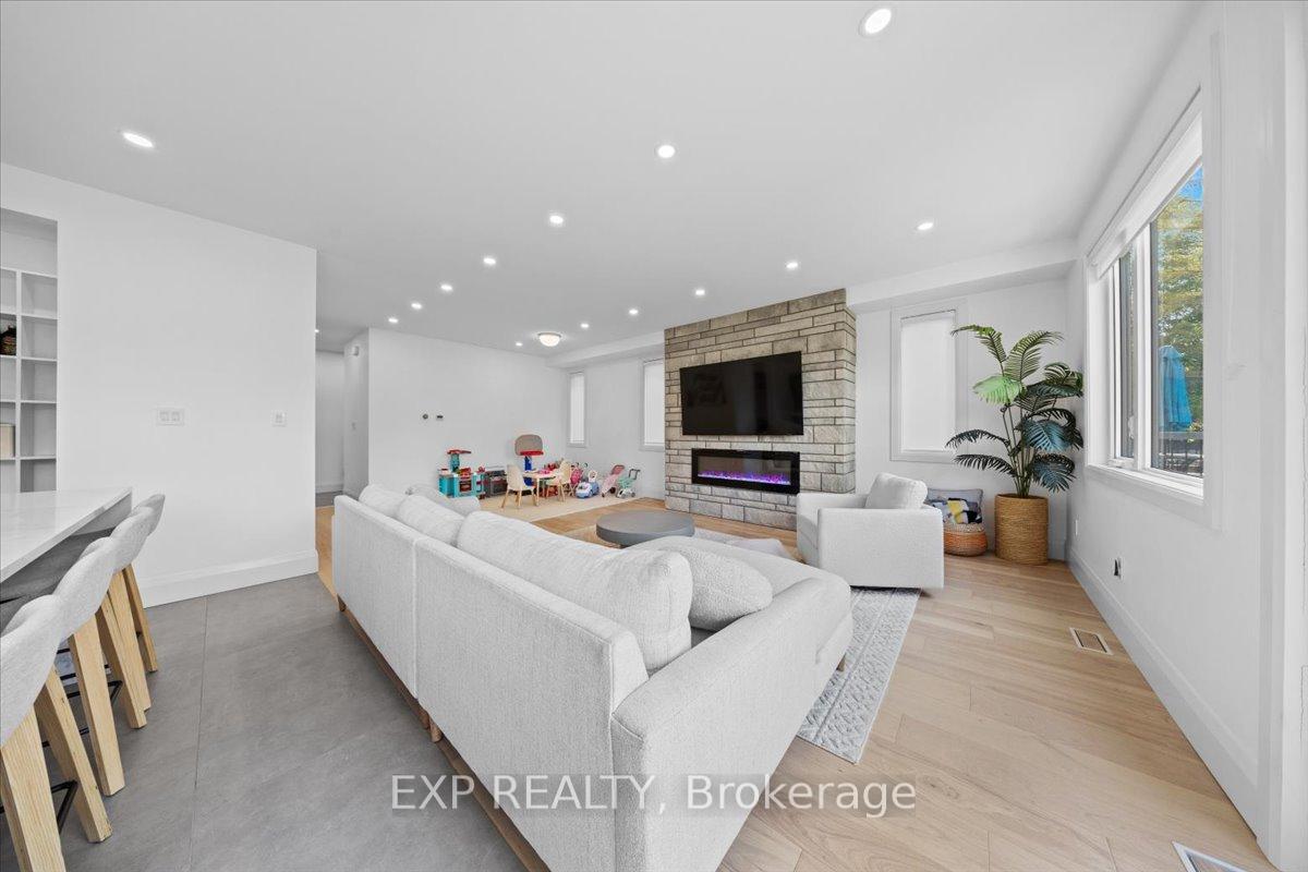 Photo 18 of 1357 Mory Street, Ottawa, Emerald Woods/Sawmill Creek — HOMEH