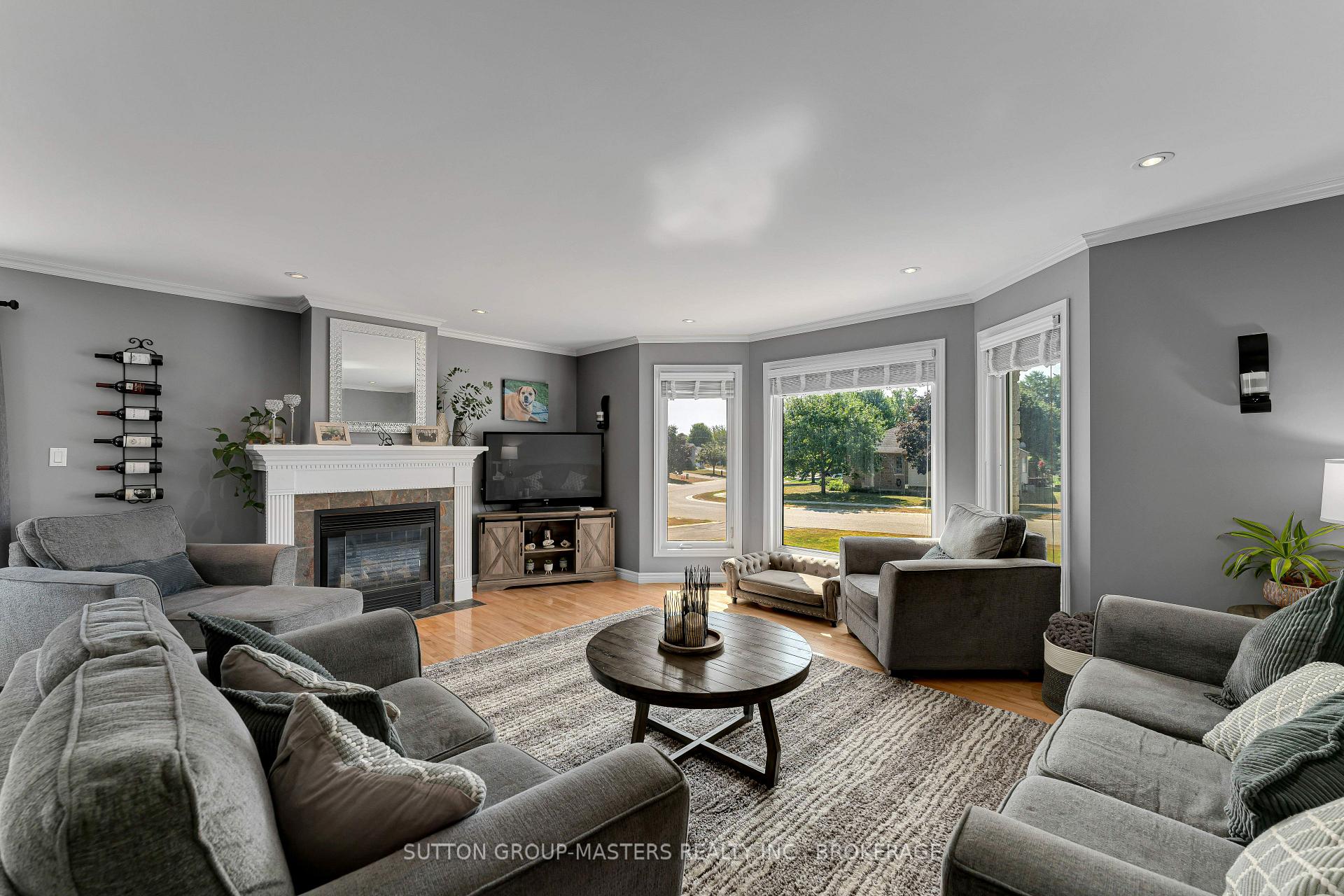 Photo 11 of 185 Garfield Street, Gananoque — HOMEH
