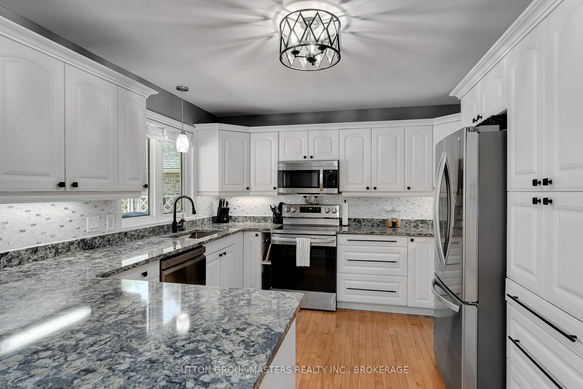Photo 16 of 185 Garfield Street, Gananoque — HOMEH