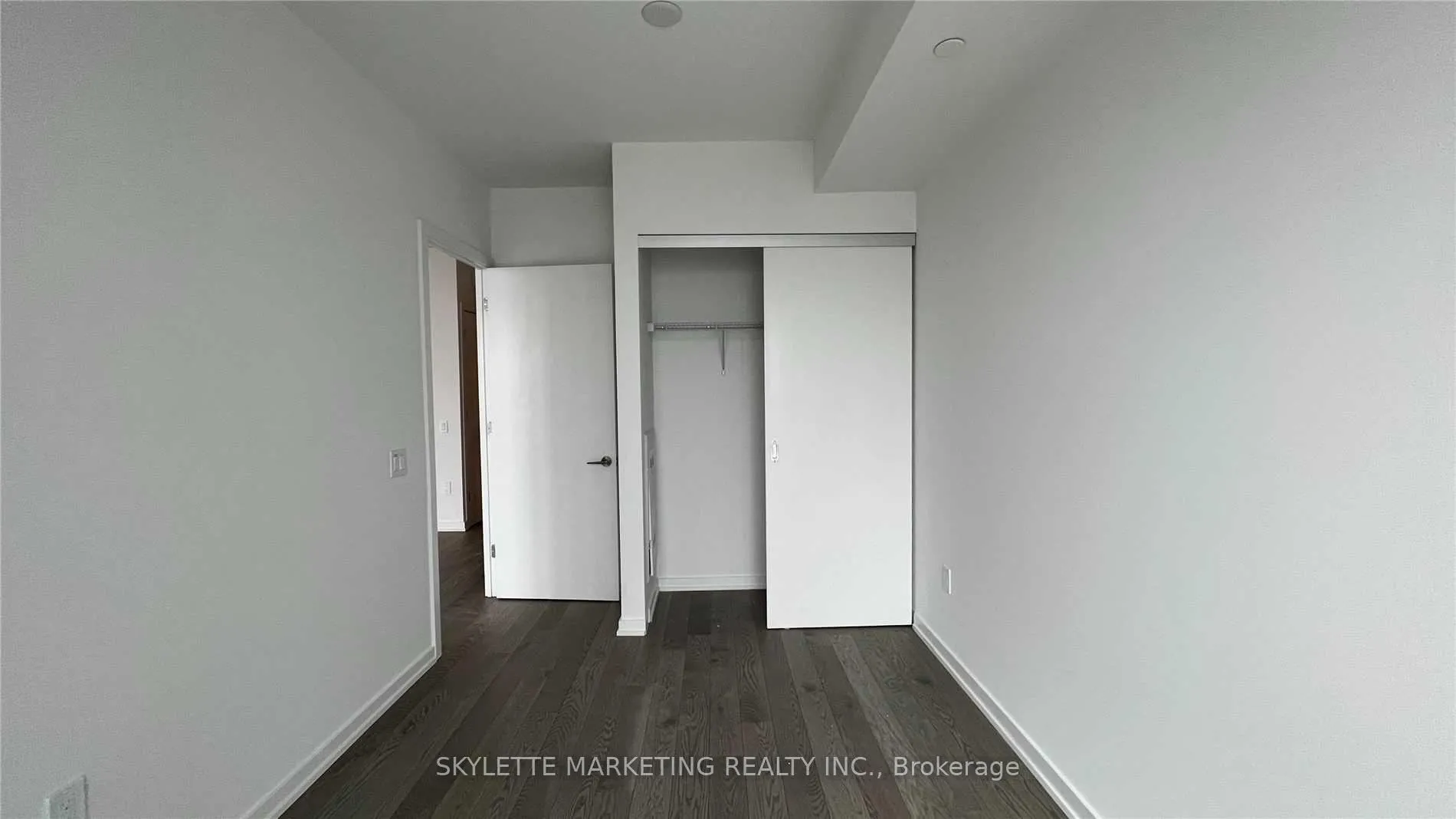 Photo 10 of Unit 801, 50 Power Street, Toronto, Moss Park — HOMEH