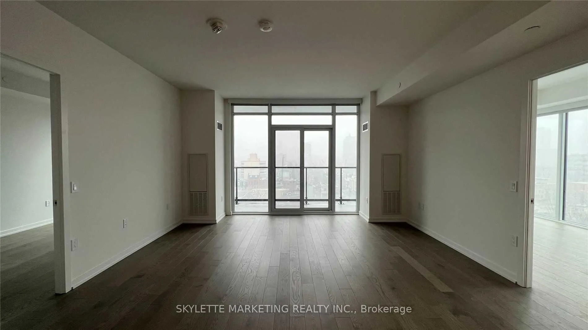 Photo 13 of Unit 801, 50 Power Street, Toronto, Moss Park — HOMEH
