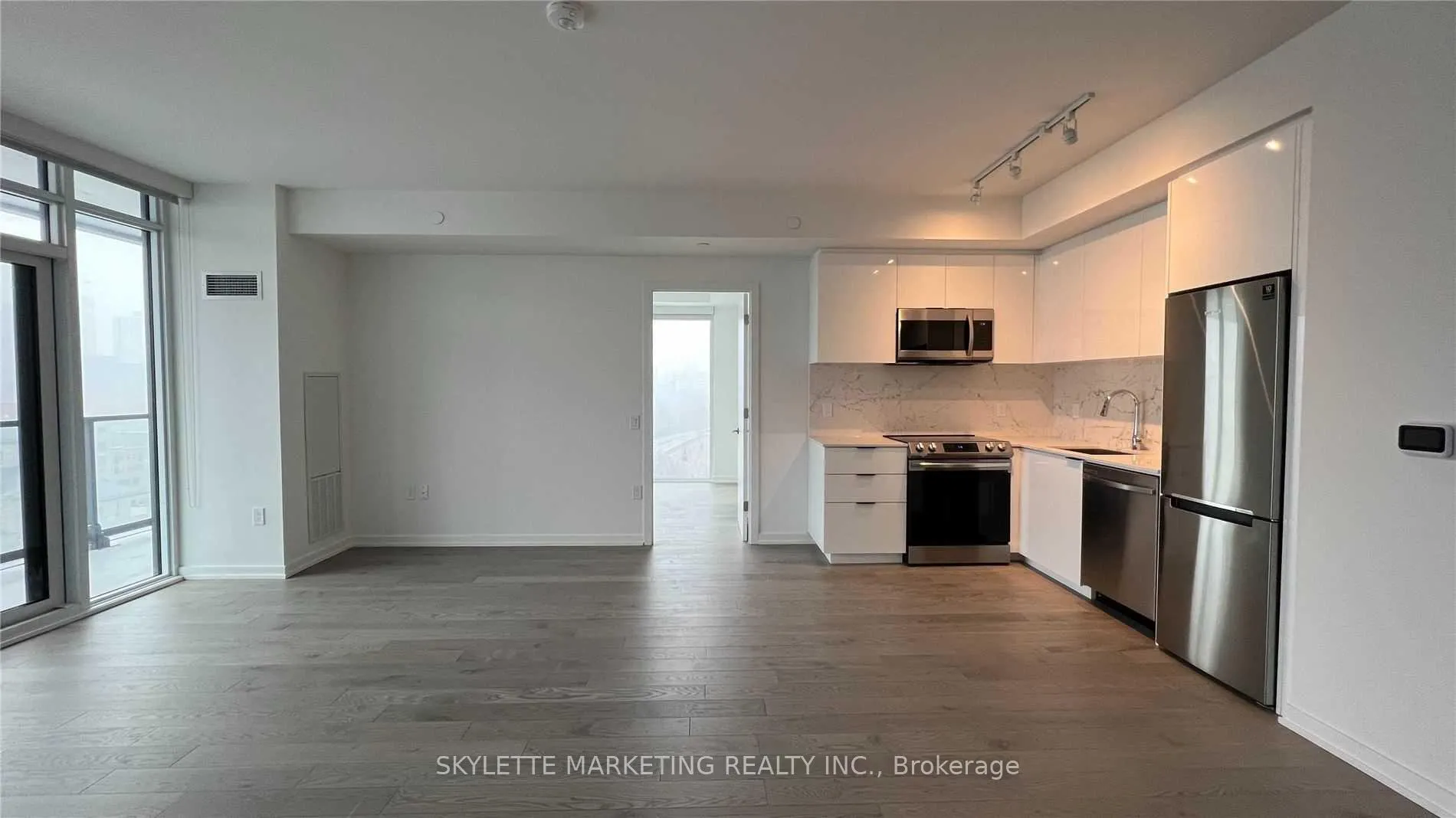 Photo 14 of Unit 801, 50 Power Street, Toronto, Moss Park — HOMEH