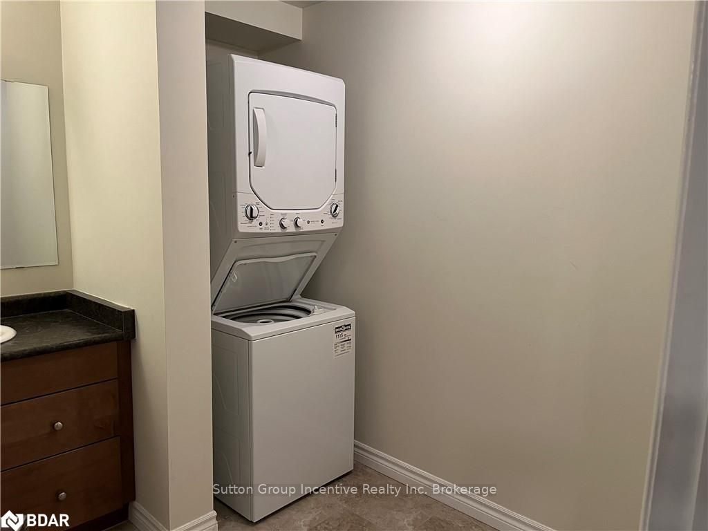 Photo 9 of Unit 103, 496 Yonge Street, Barrie, Painswick North — HOMEH