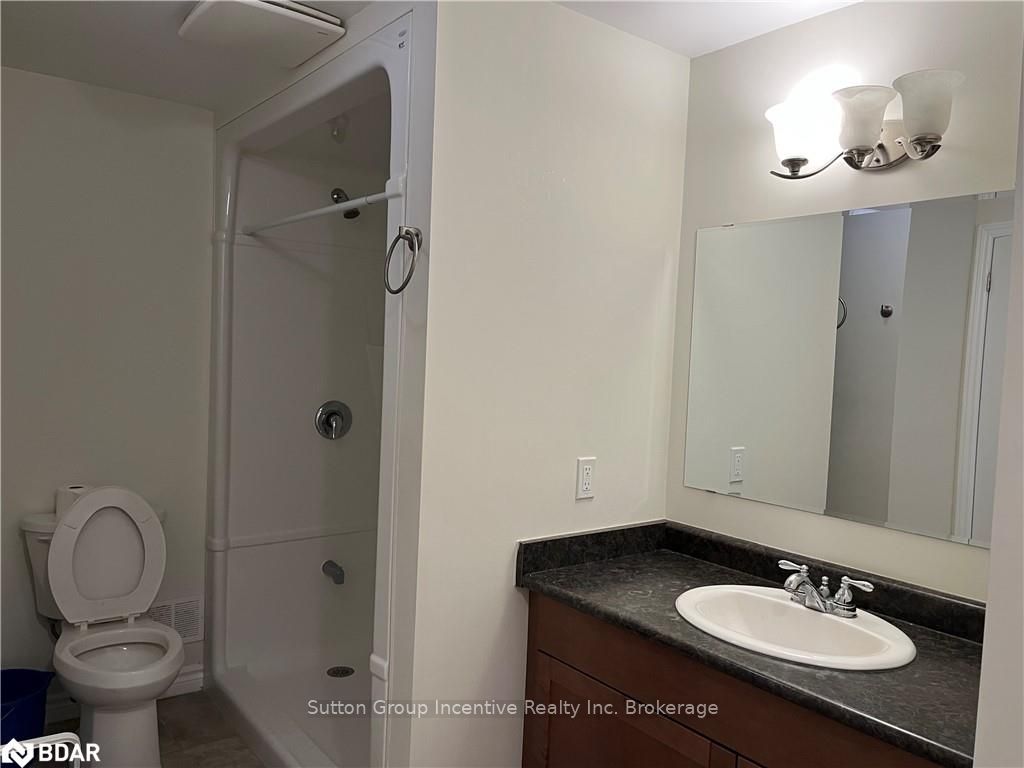 Photo 17 of Unit 103, 496 Yonge Street, Barrie, Painswick North — HOMEH