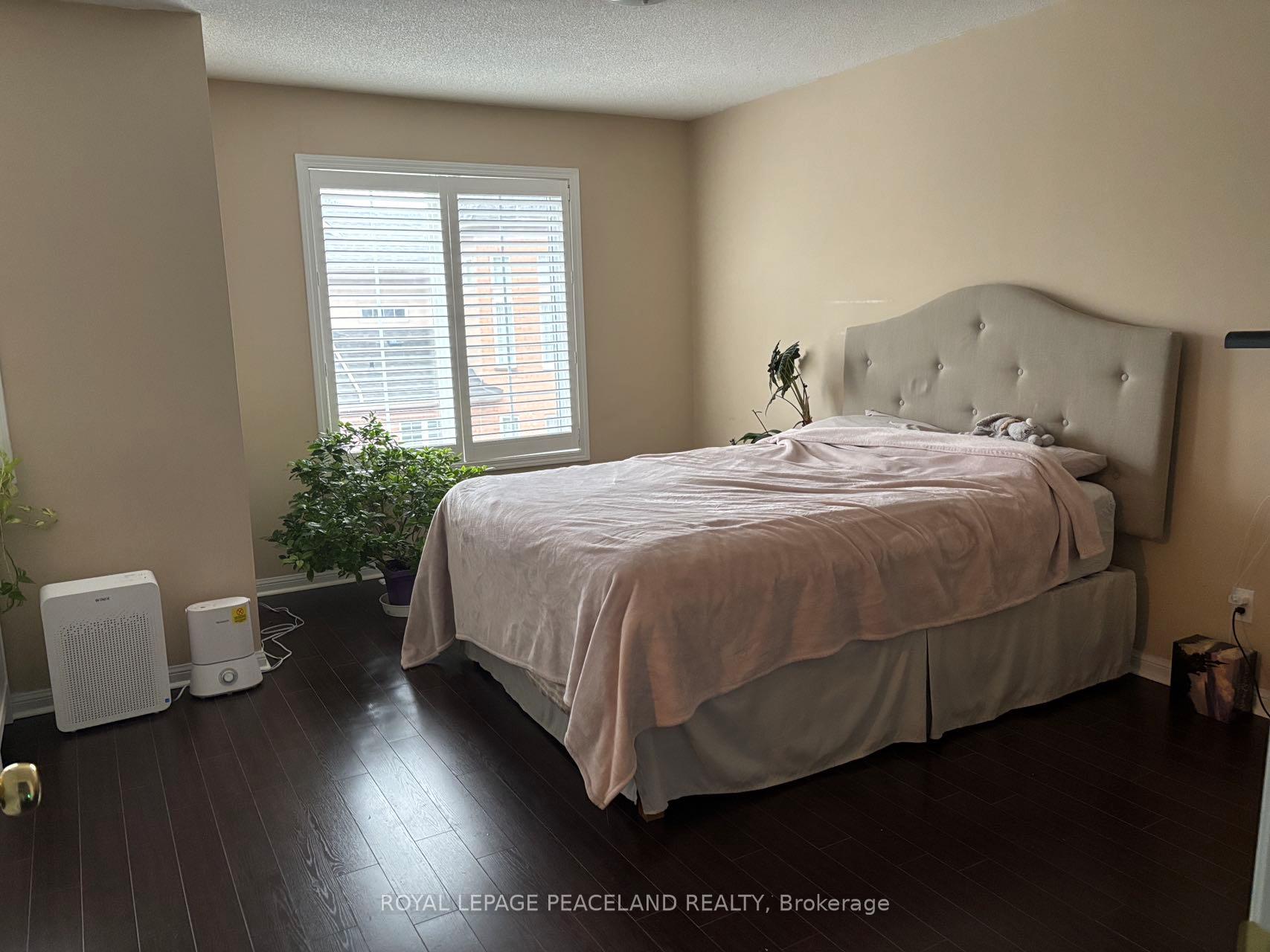 Photo 6 of Unit 2, 23 St. Moritz Way, Markham, Unionville — HOMEH