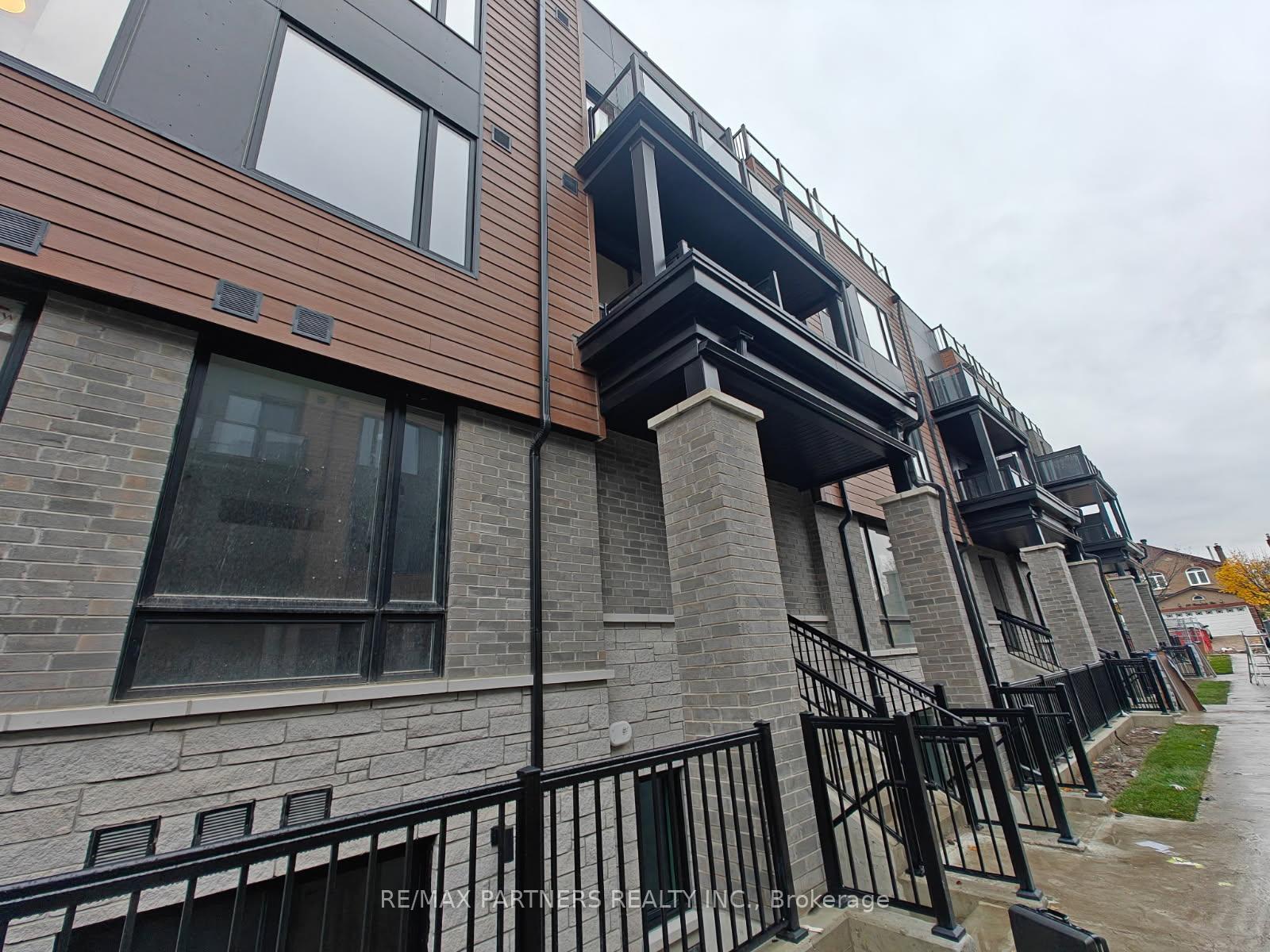 Front of Unit 12, 109 Marydale Avenue