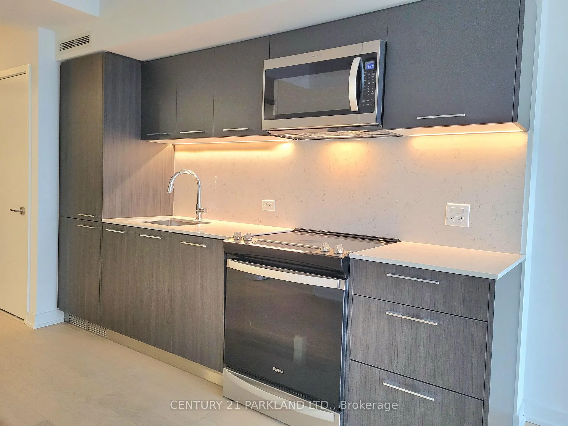 Photo 7 of Unit 1311, 45 Baseball Place, Toronto, South Riverdale — HOMEH