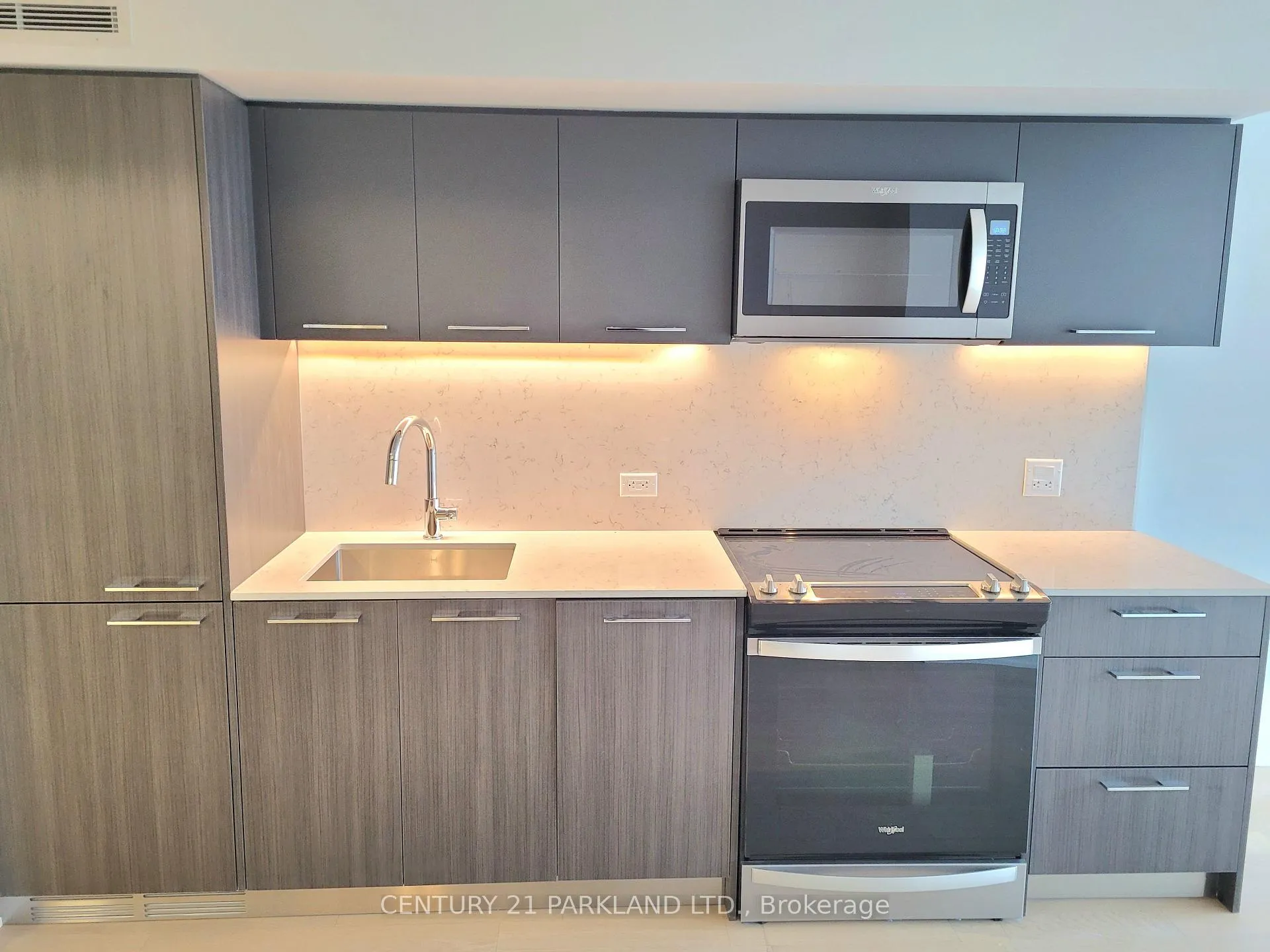 Photo 8 of Unit 1311, 45 Baseball Place, Toronto, South Riverdale — HOMEH