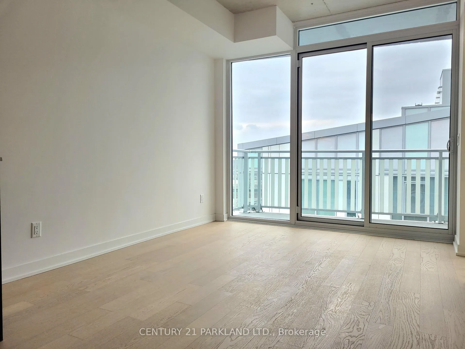 Photo 9 of Unit 1311, 45 Baseball Place, Toronto, South Riverdale — HOMEH