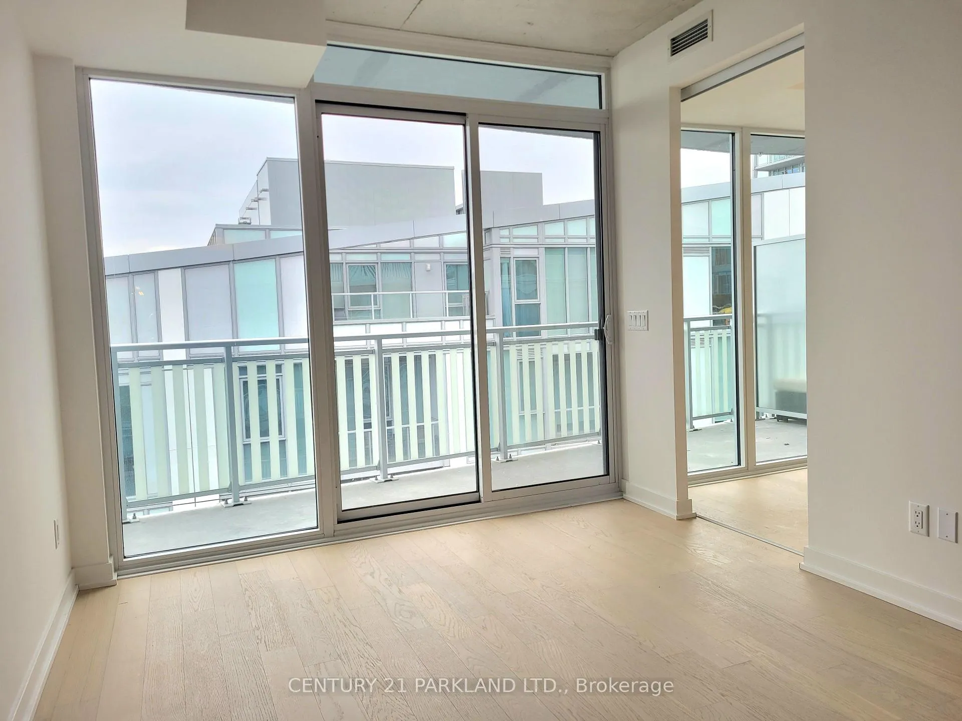 Photo 10 of Unit 1311, 45 Baseball Place, Toronto, South Riverdale — HOMEH