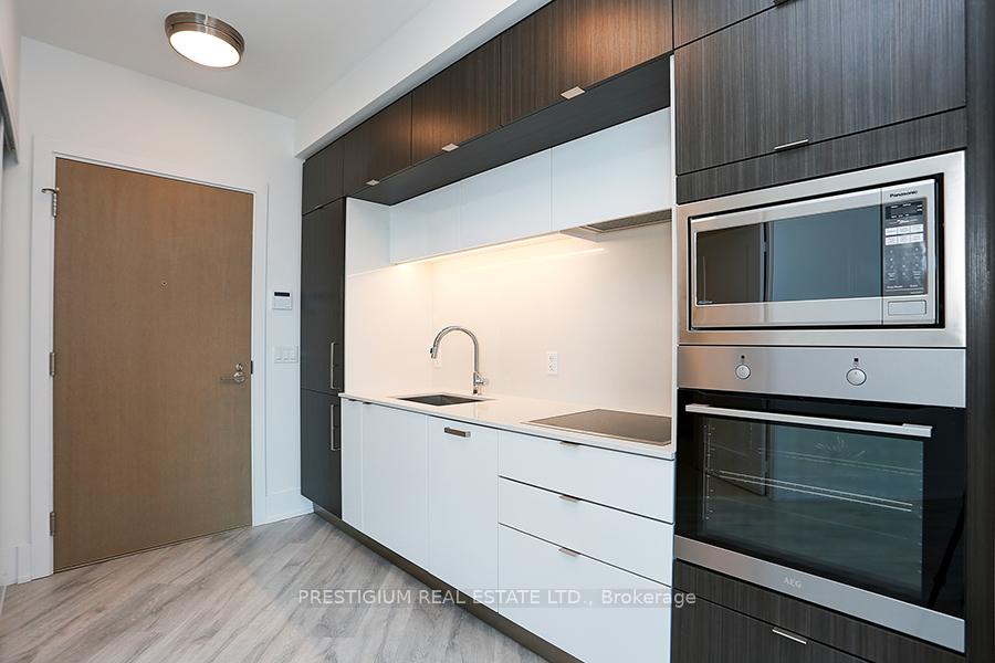 Photo 2 of Unit Ph06, 1 Edgewater Drive, Toronto, Waterfront Communities — HOMEH