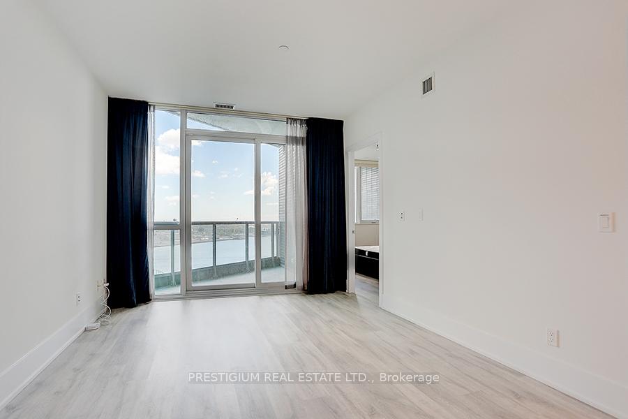 Photo 5 of Unit Ph06, 1 Edgewater Drive, Toronto, Waterfront Communities — HOMEH