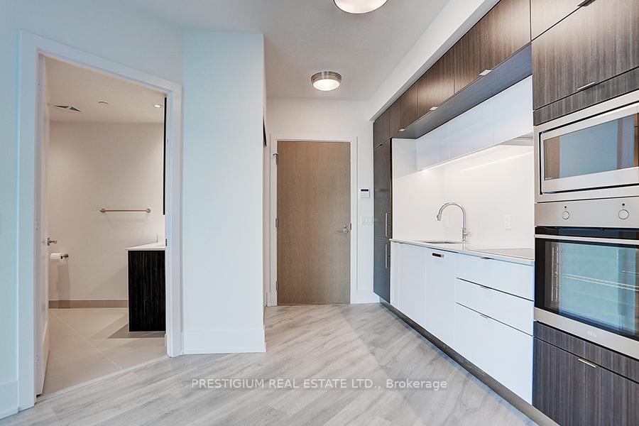 Photo 6 of Unit Ph06, 1 Edgewater Drive, Toronto, Waterfront Communities — HOMEH