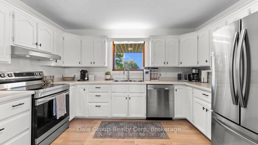 Photo 9 of 35272 Cut Line Road, Central Huron, Goderich — HOMEH