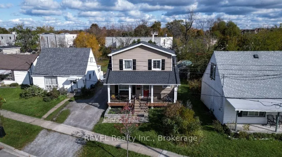 Photo 1 of 31 Philip Street, St. Catharines, Oakdale — HOMEH