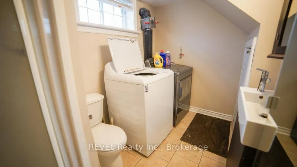 Photo 21 of 31 Philip Street, St. Catharines, Oakdale — HOMEH