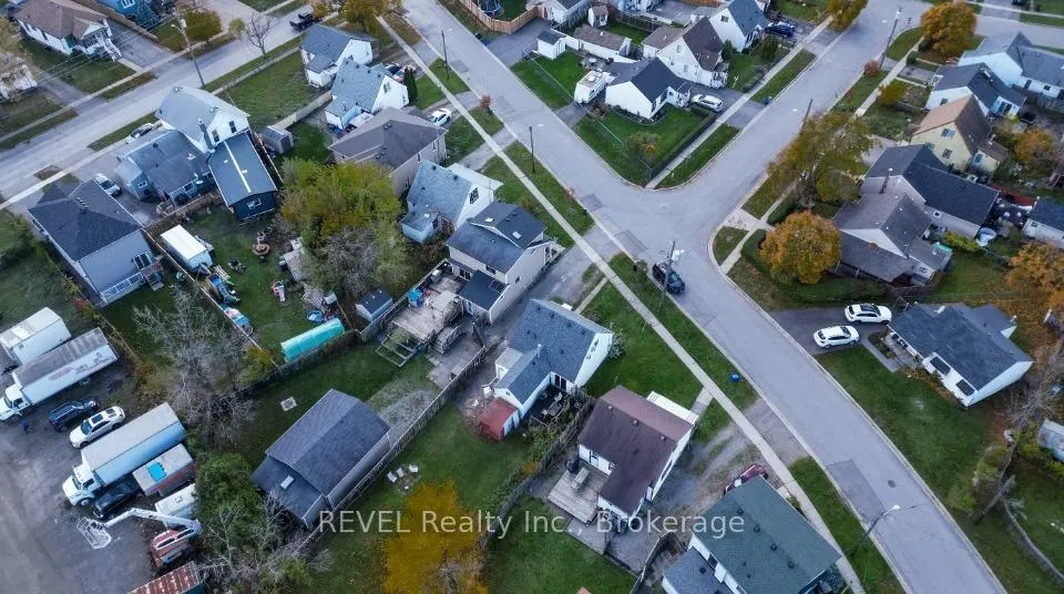 Photo 23 of 31 Philip Street, St. Catharines, Oakdale — HOMEH